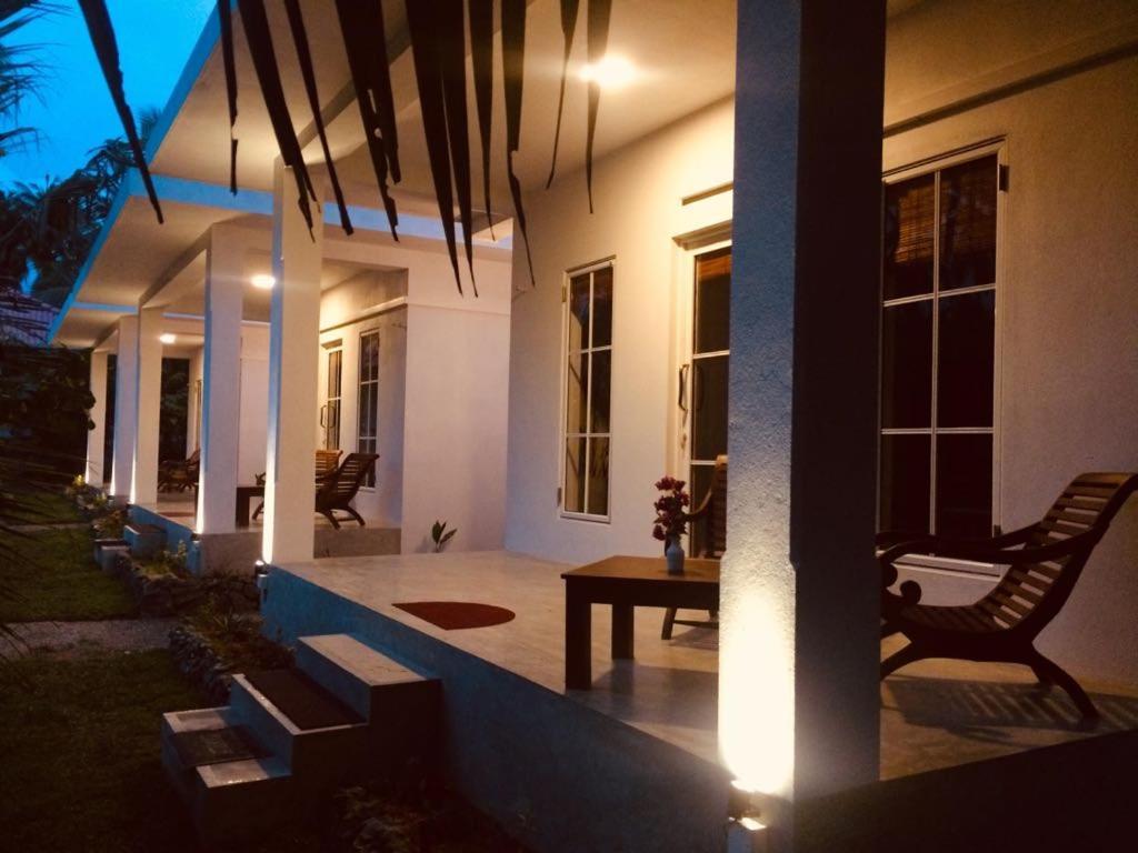 La Perla Bentota Hotel Exterior foto