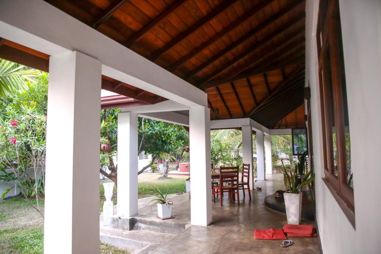 La Perla Bentota Hotel Exterior foto